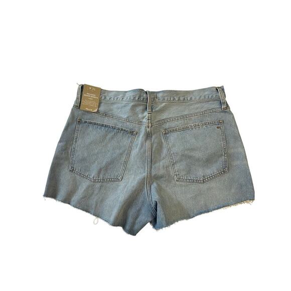 NWT Madewell Curvy Relaxed Denim Shorts in Cedarcroft Wash Size 31 - Picture 5 of 6
